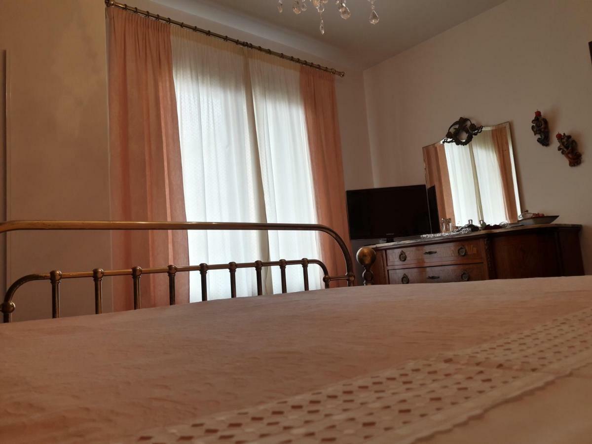 Bed and Breakfast Da Zio Sasa Mirano Exterior foto